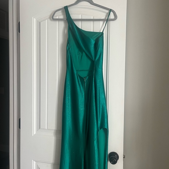 City Studio Prom Dress - Picture 4 of 5